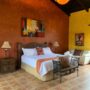 parking_el-conquistador-boutique.jpg